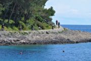 Cykling langs vandet på Losinj