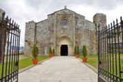 Gammel stenkirke på Portugisisk Camino