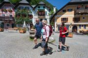 Vandreferie-Østrig-Salzkammergut-Hallstatt-vandrere