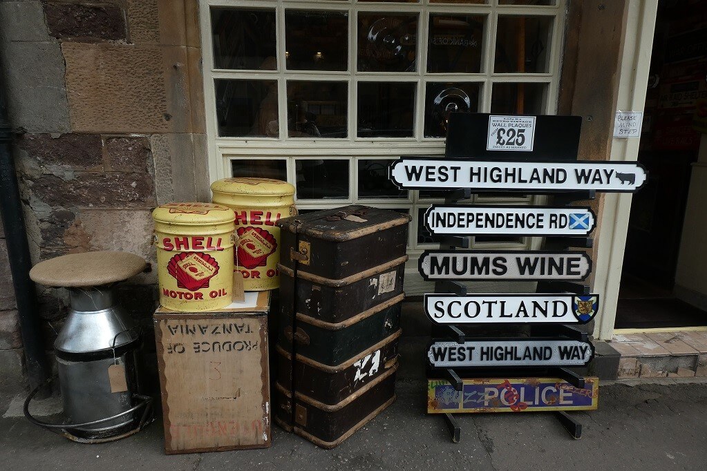 Vandreferie-Skotland-West-Highland-skilte